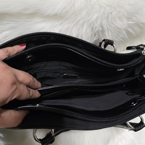 Large Giani Bernini Tote Bag - Picture 4 of 7